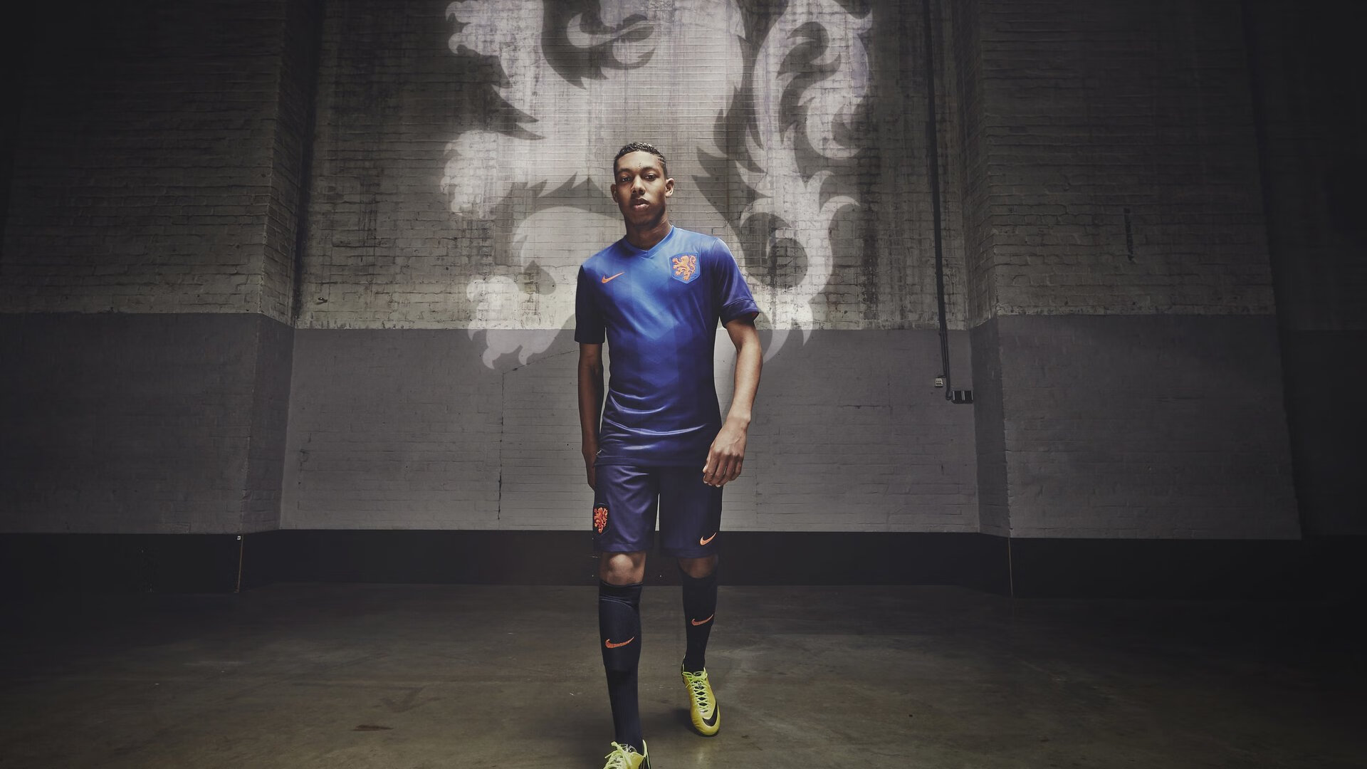 埃弗顿中场组织能力提升,古迪逊公园期待反弹,埃弗顿ds